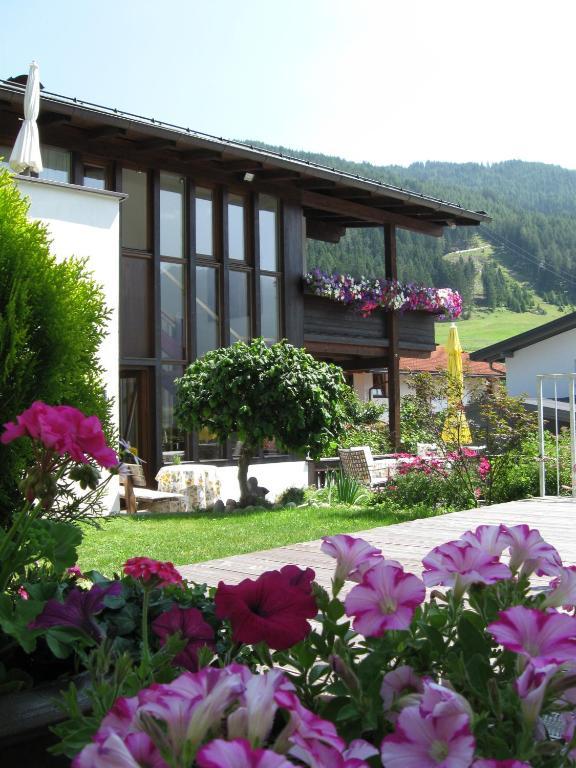 Haus Christine Apartamento Mieders Exterior foto